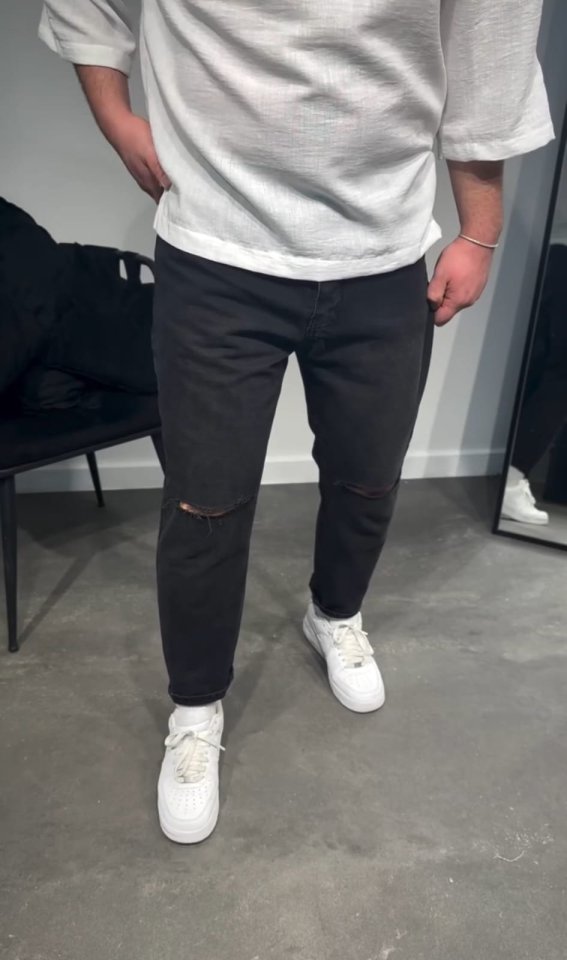 Erkek Siyah Dizi Yırtık Boyfriend Jean