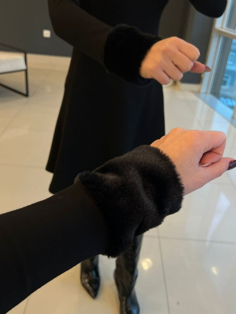 Kadın Kısa Kollu Yakası Fermuarlı Kısa Viskon Iki Iplik Elbise