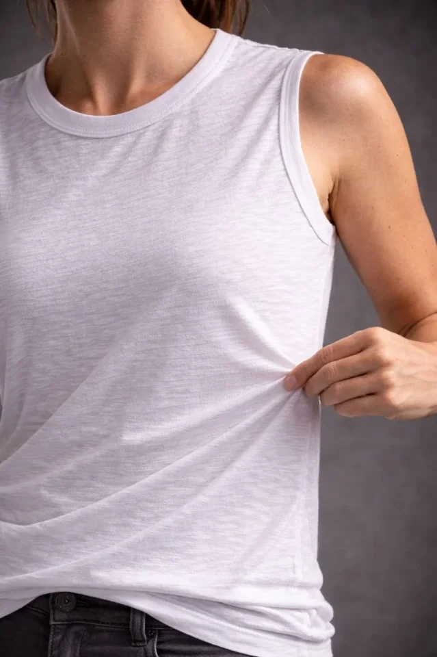 Flamlı Kumaş Sıfır Kolsuz Atlet Basic Spor Üst, Günlük Ve Fitness Kullanımına Uygun - Beyaz