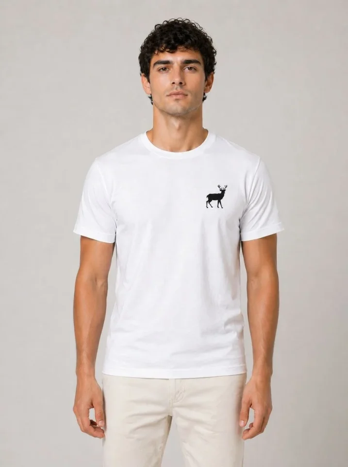 Erkek Minimal Geyik Logolu Tişört Bisiklet Yaka Kısa Kol Yazlık T-Shirt - Beyaz