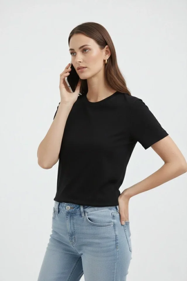 Bisiklet Yaka Tişört Regular Kalıp Basic Pamuklu Günlük Kullanım T-shirt - Siyah